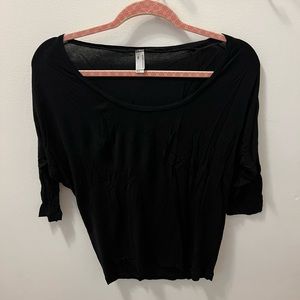 American Apparel top.  💥2/15$💥